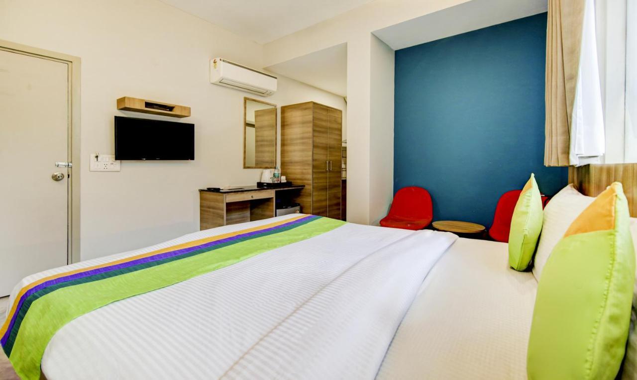 Treebo Mall View, Dlf Phase II Gurgaon Extérieur photo